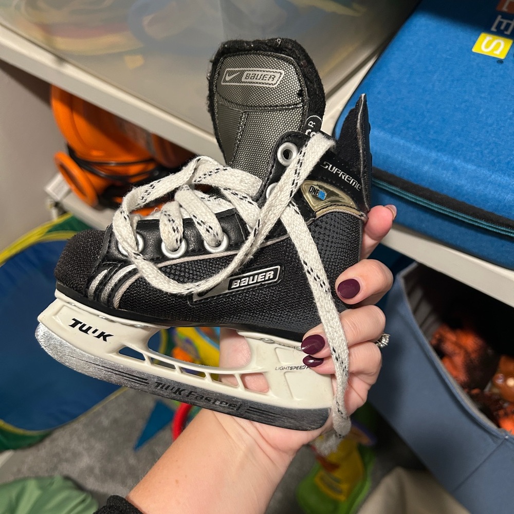 Bauer Black and White Women's Ice Skates
